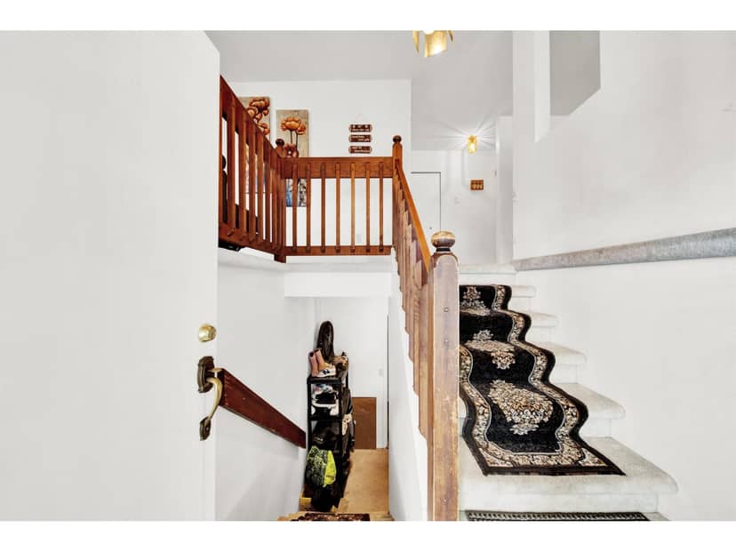 27191 28A AVENUE, Langley, photo 2