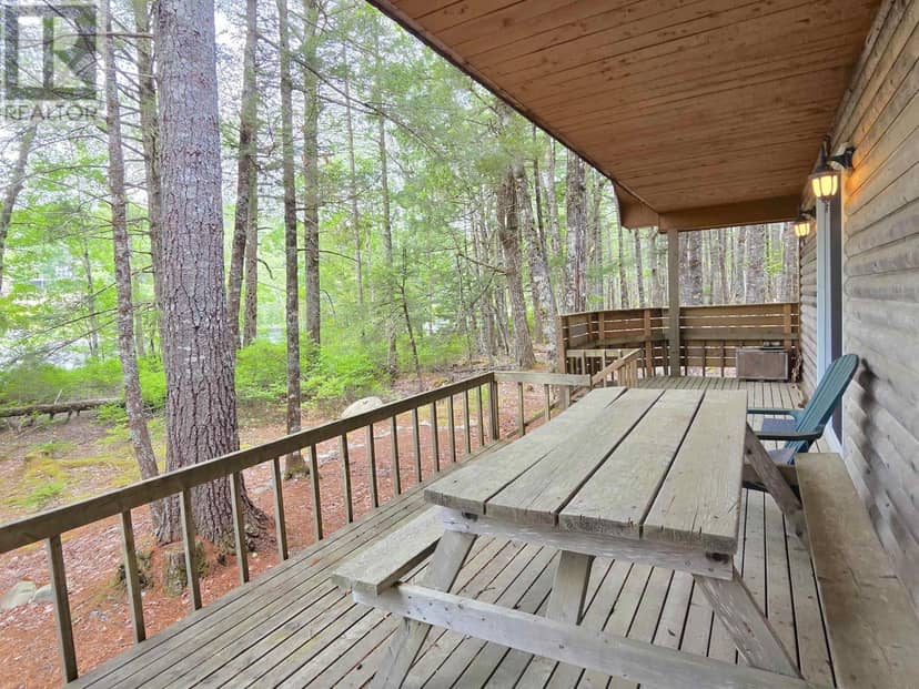 90 Pipe Cove Drive — photo 4 of 34