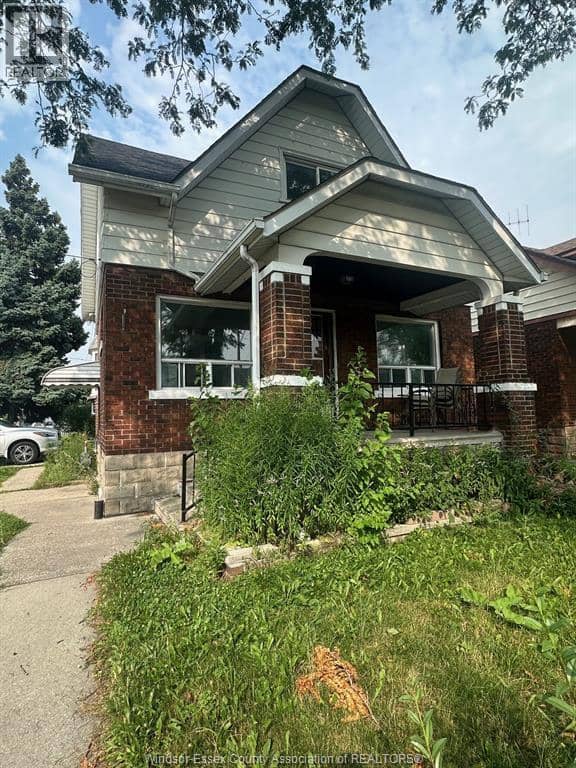 1495 Benjamin — photo 1 of 13