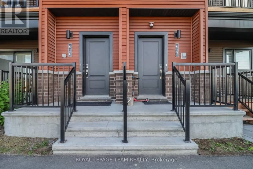 620 Parnian Private — photo 3 of 24