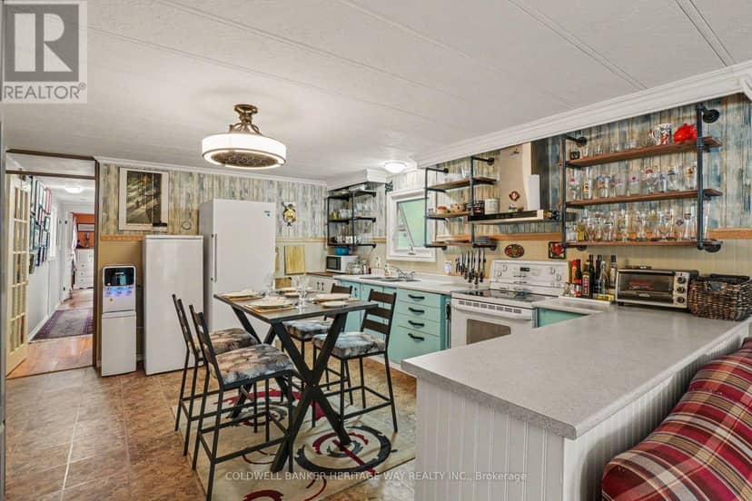 11 Oakwood Street — photo 13 of 31