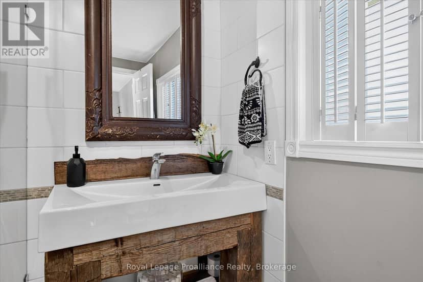 551 & 565 Cooney Island Road — photo 13 of 40