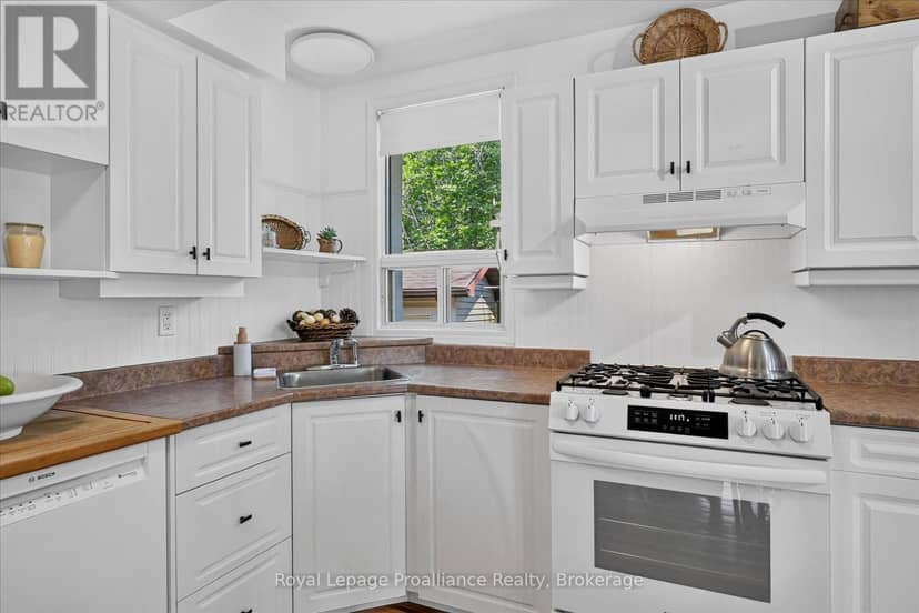 551 & 565 Cooney Island Road — photo 31 of 40