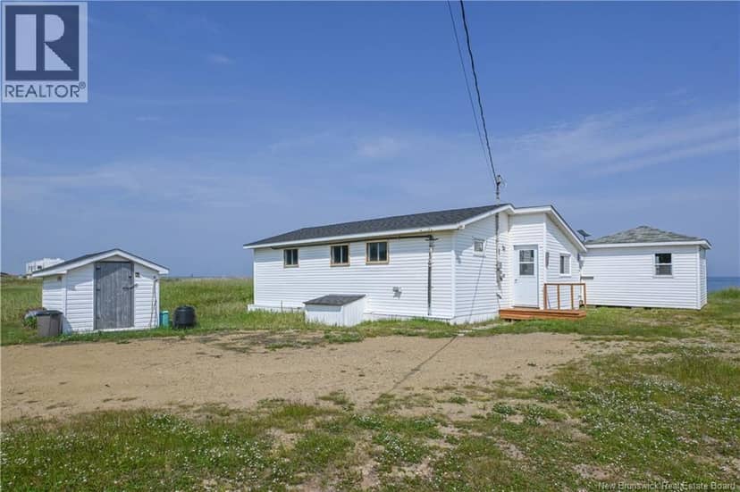 145 des Chalets Road — photo 4 of 39