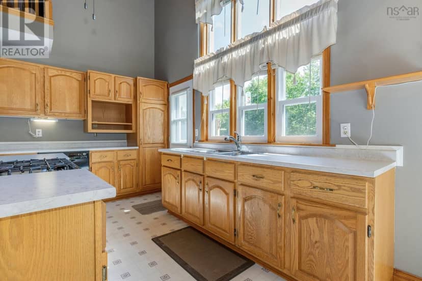 732 West Porters Lake Road — photo 15 of 40