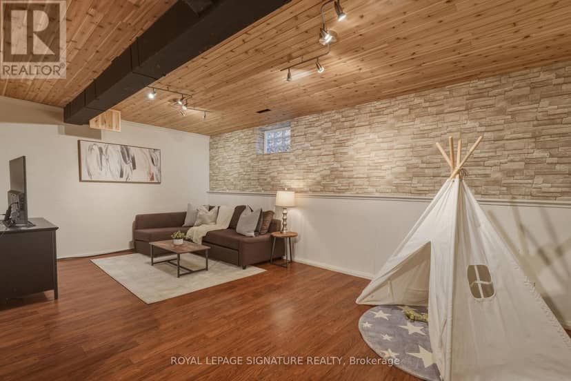 1843 Stonepath Crescent — photo 29 of 40