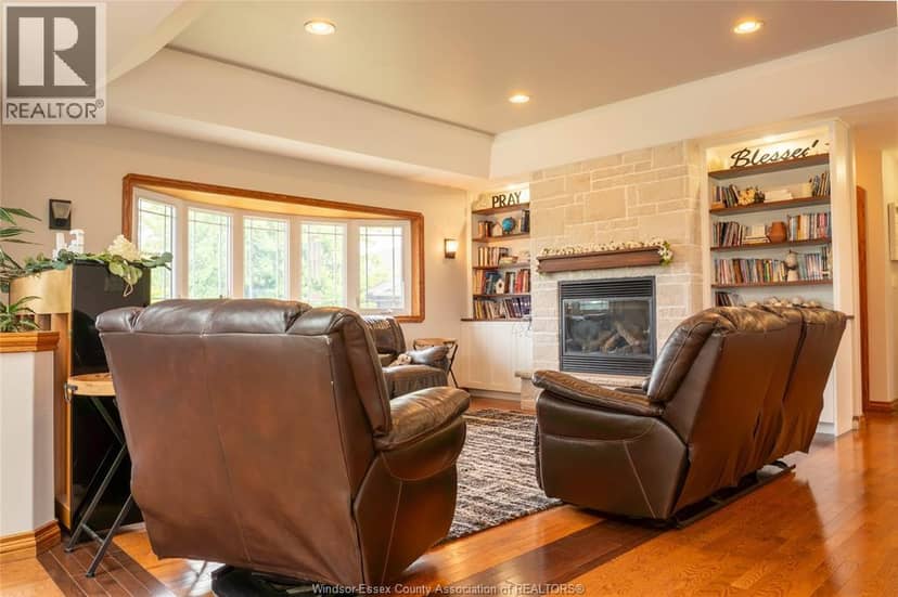 440 Mersea Rd 21, Leamington, photo 4