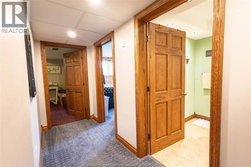440 Mersea Rd 21 — photo 25 of 40