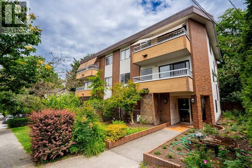 302 138 TEMPLETON DRIVE, Vancouver, photo 3
