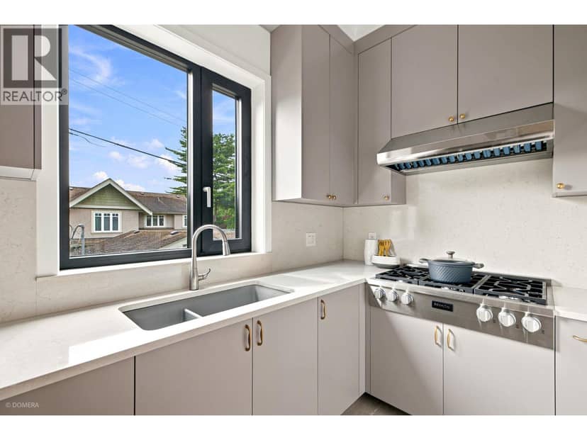 4432 CROWN STREET, Vancouver, photo 8