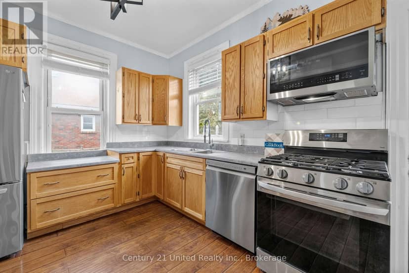 95 Morrow Street — photo 10 of 32