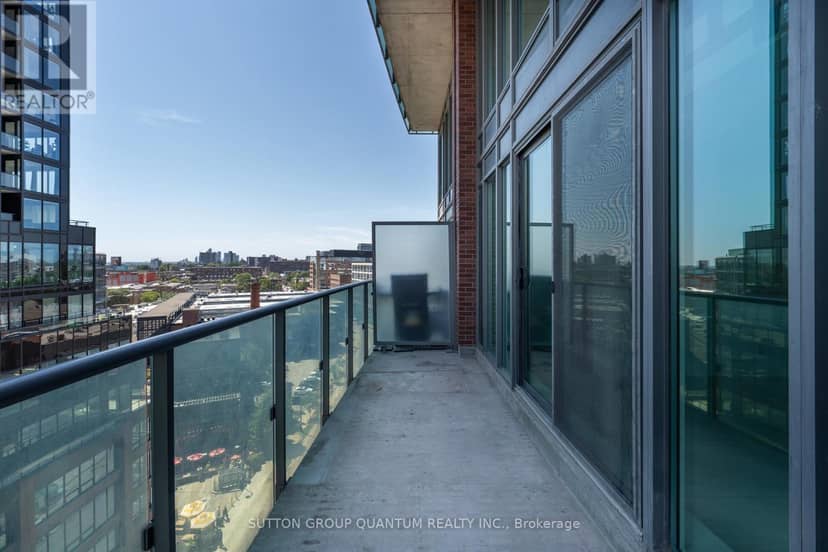 1012 - 150 East Liberty Street — photo 19 of 32