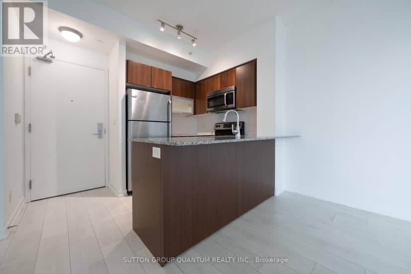 1012 - 150 East Liberty Street — photo 2 of 32
