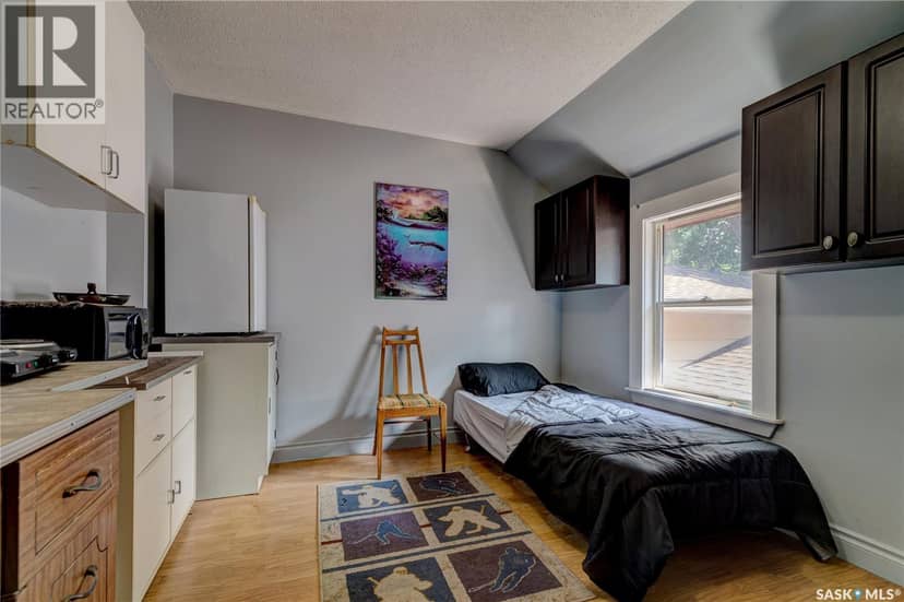 1713 St John STREET — photo 17 of 40
