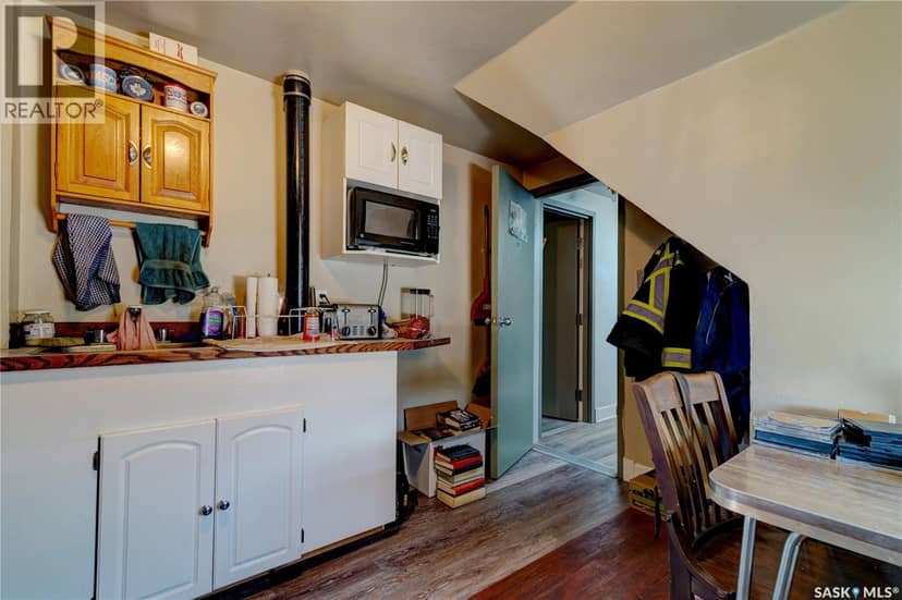 1713 St John STREET — photo 24 of 40