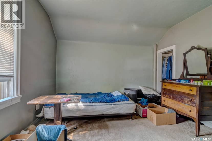 1713 St John STREET — photo 15 of 40