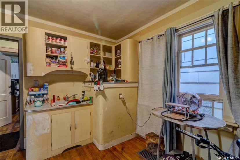 1713 St John STREET — photo 34 of 40