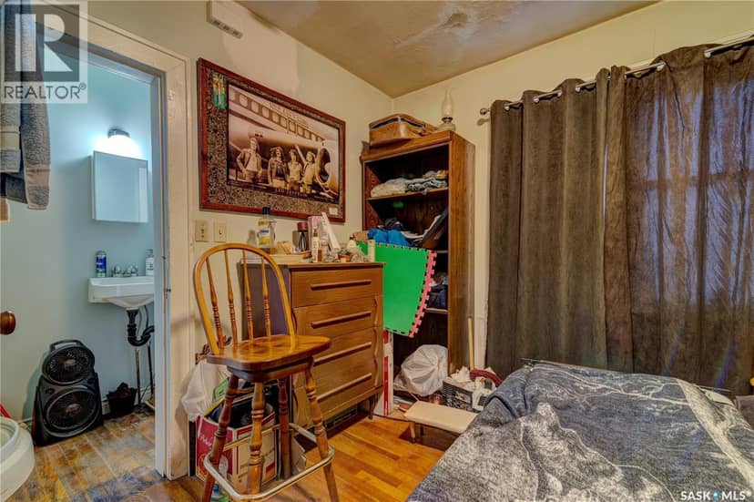 1713 St John STREET — photo 31 of 40
