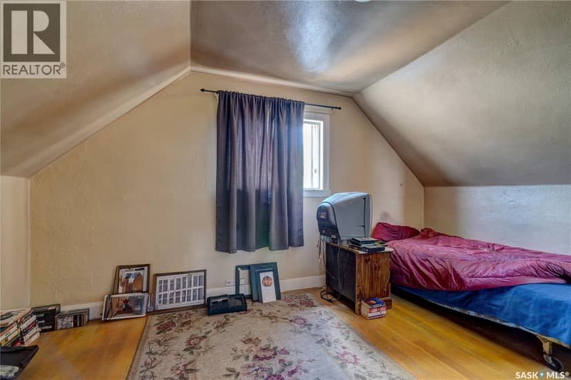 1713 St John STREET — photo 25 of 40