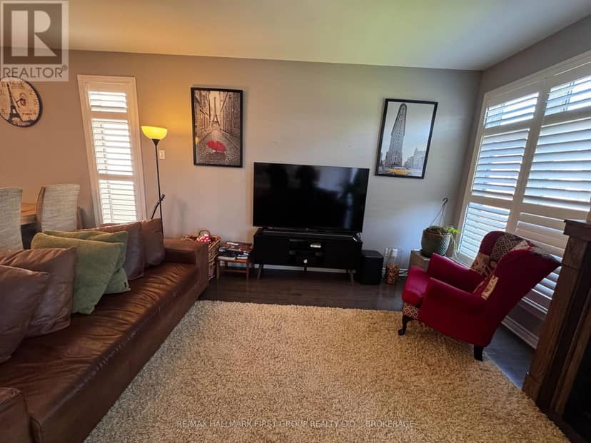 1098 Woodhaven Drive — photo 17 of 40