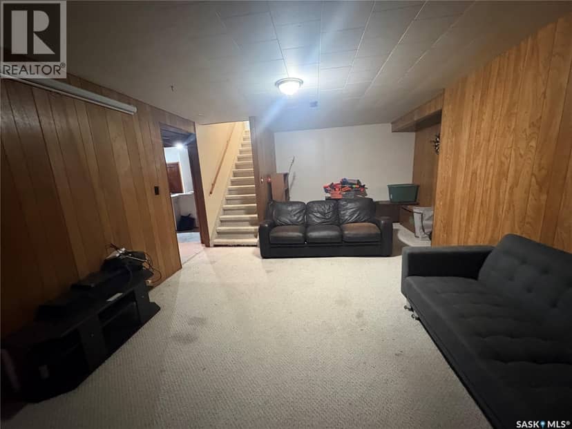 312 Bismark AVENUE — photo 14 of 20
