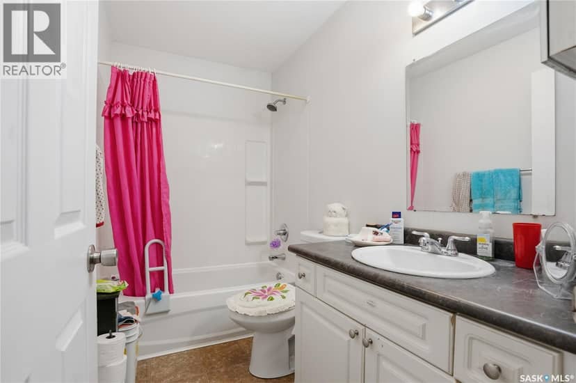 222 V Avenue S — photo 20 of 36