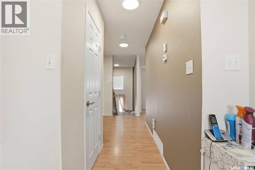 222 V Avenue S, Saskatoon, photo 5