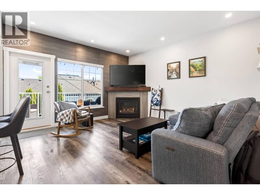 21 1751 PADDOCK DRIVE, Coquitlam, photo 3