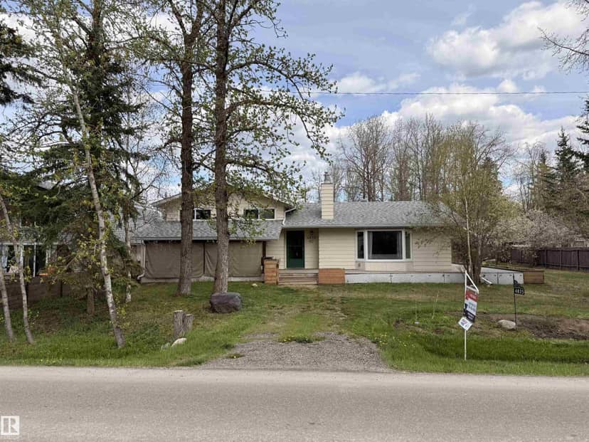 4835 60 ST, Rural Lac Ste. Anne County