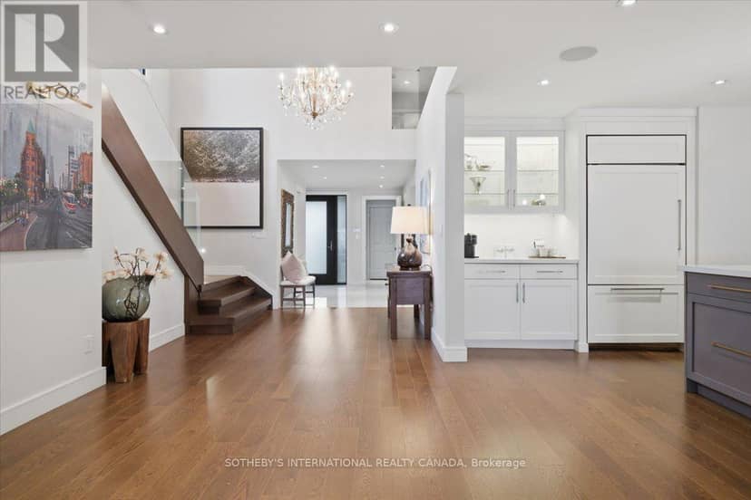 102 Cumberland Drive, Mississauga, photo 4