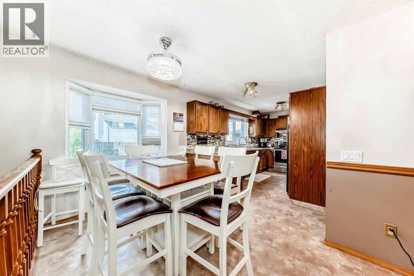 88 Castlefall Way NE — photo 13 of 40