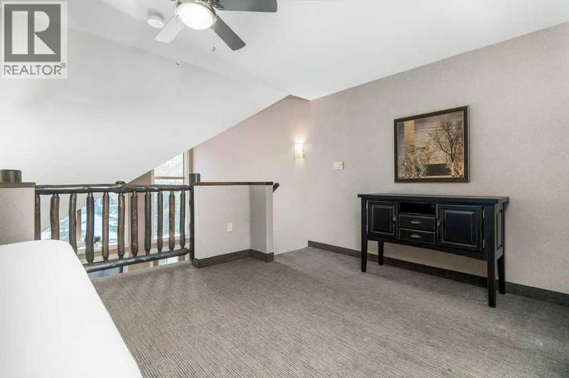 604 & 605, 401 4 Street — photo 16 of 30