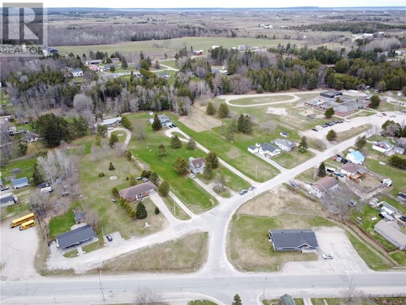 29 Hall Street, Gore Bay, photo 8