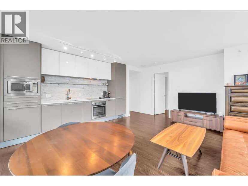 2304 8131 NUNAVUT LANE, Vancouver, photo 3