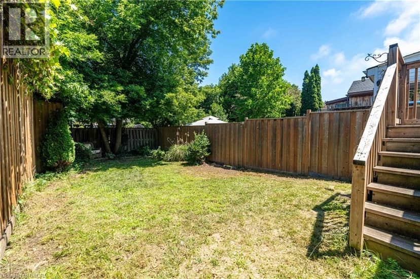 195 WOOD Street E — photo 26 of 34