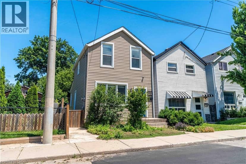 195 WOOD Street E — photo 29 of 34