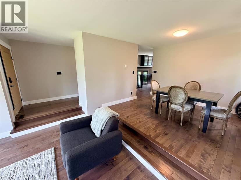 6385 97 Highway, Dawson Creek, photo 2