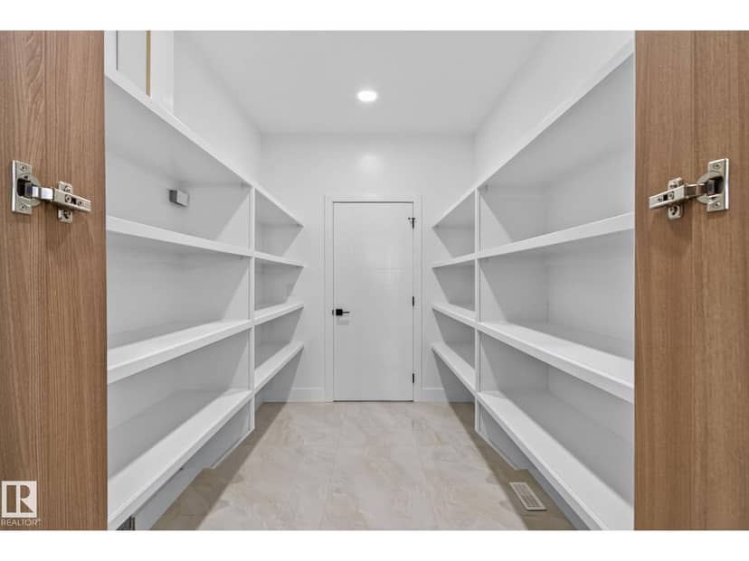 213 Fraser Wy NW — photo 15 of 40