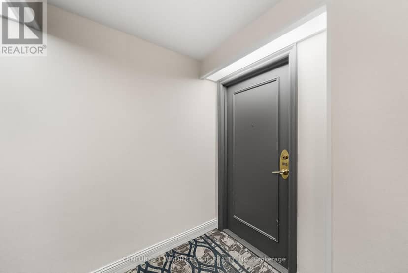 1812 - 35 Kingsbridge Garden Circle — photo 29 of 33