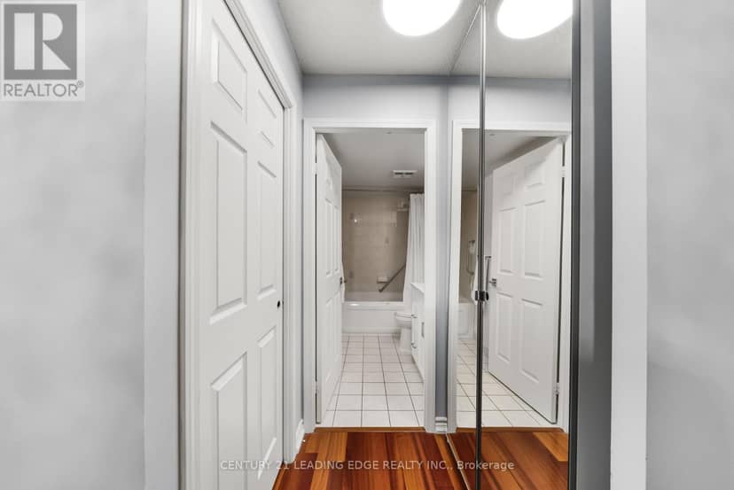 1812 - 35 Kingsbridge Garden Circle — photo 23 of 33