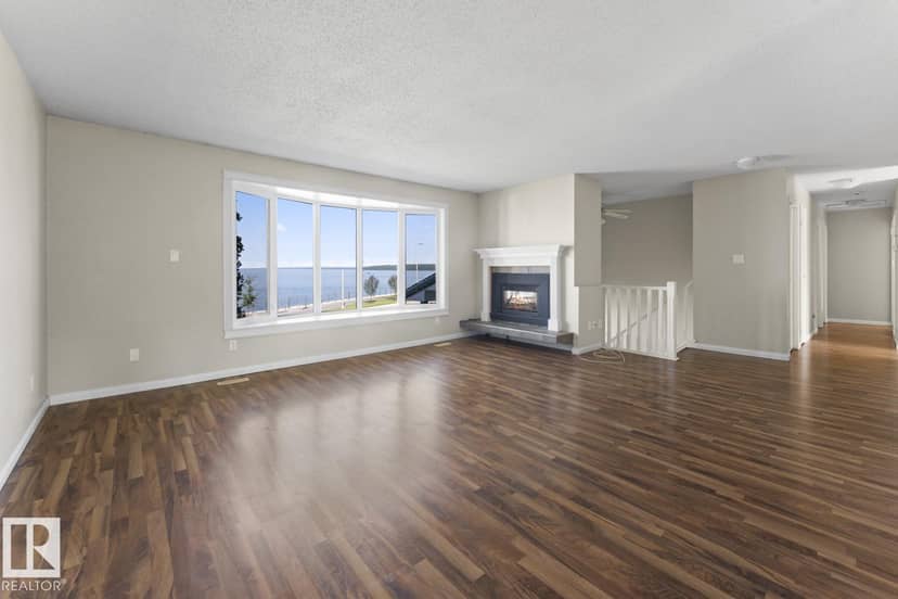 315 Lakeshore DR, Cold Lake, photo 7