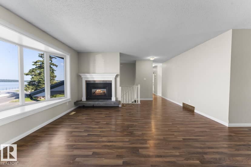 315 Lakeshore DR, Cold Lake, photo 8