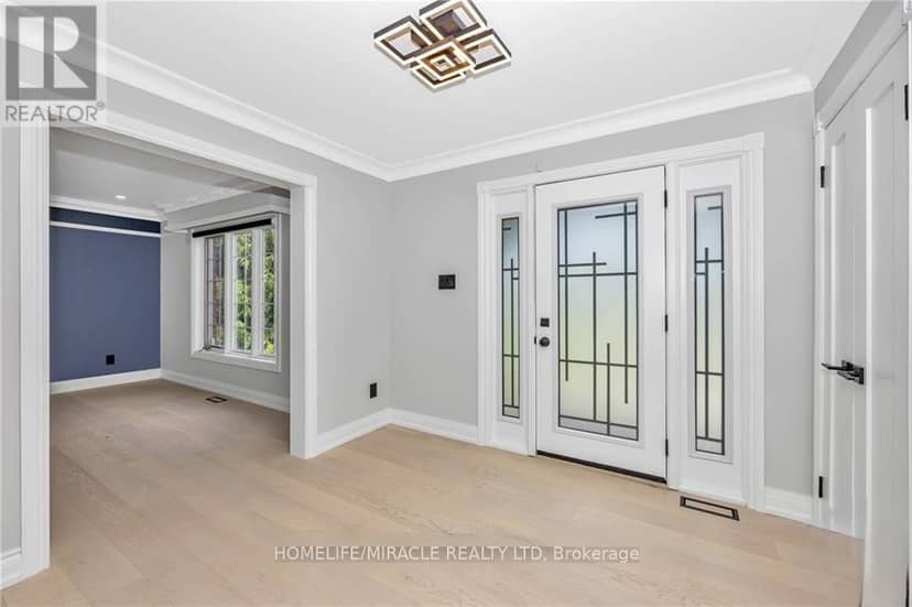 141 Kerry Hill Crescent — photo 4 of 27