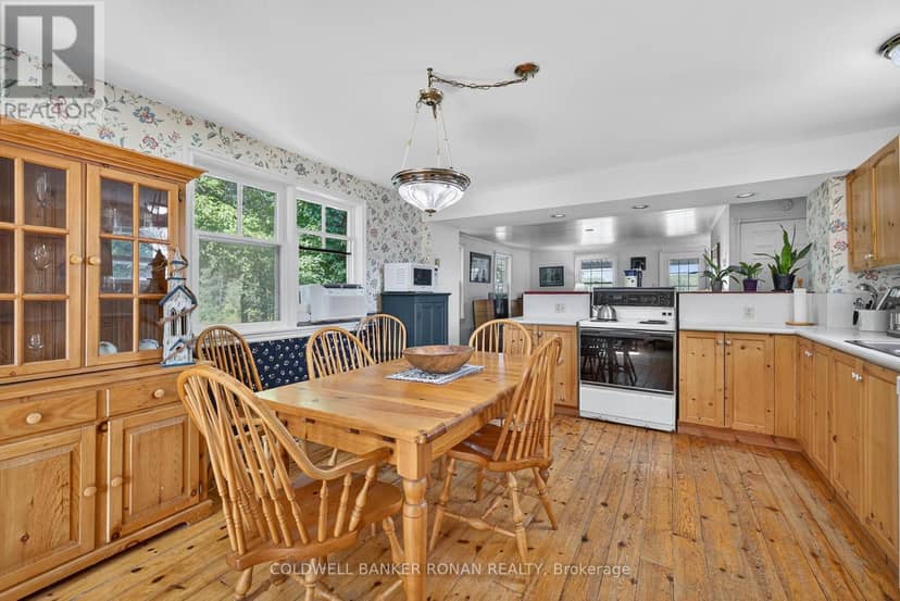 1604 Concession Rd 8 — photo 15 of 40