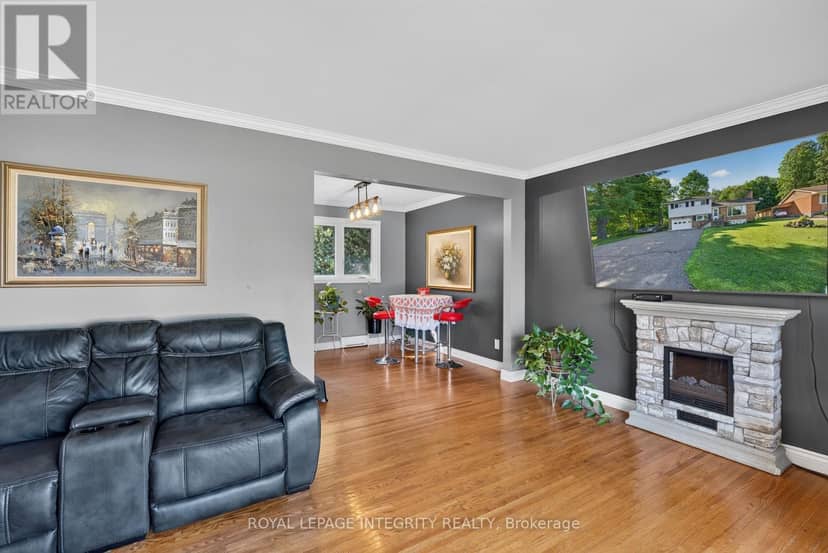 241 Wade Avenue — photo 7 of 37