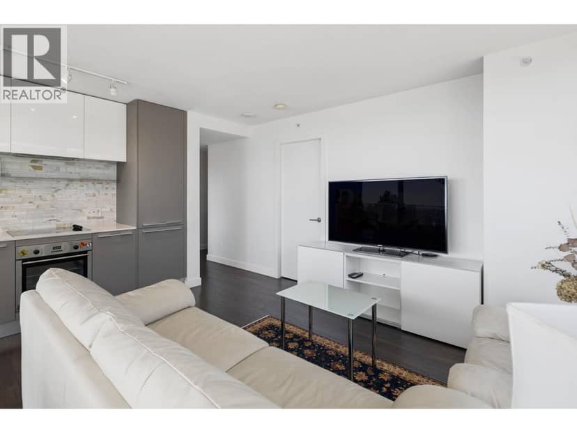 804 8131 NUNAVUT LANE, Vancouver, photo 7