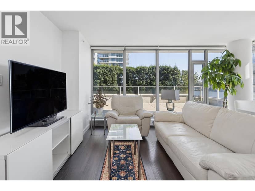 804 8131 NUNAVUT LANE, Vancouver, photo 4