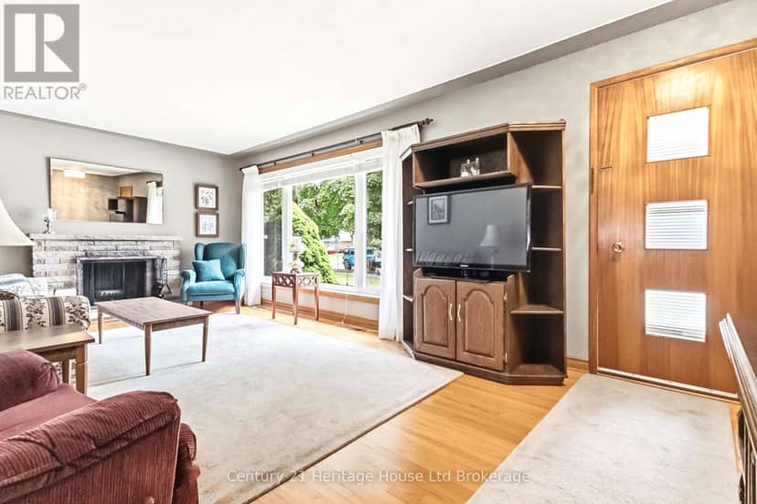 26 Deveron Crescent — photo 6 of 29