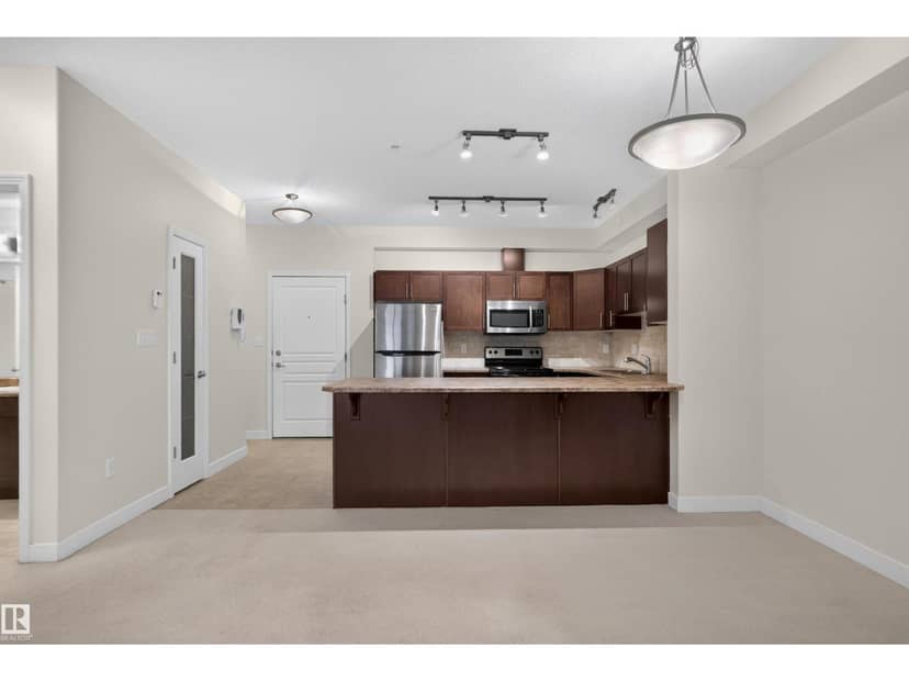 #212 2035 Grantham Ct NW — photo 9 of 39