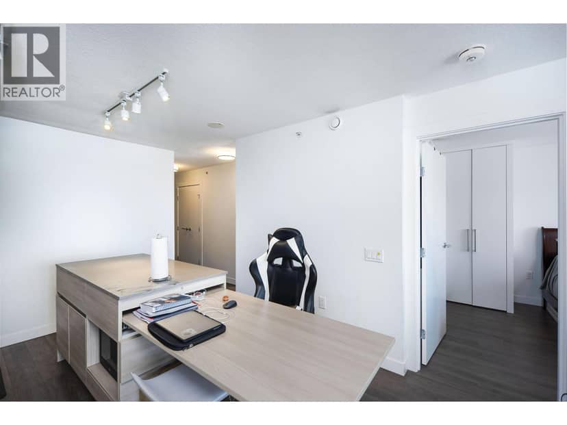 710 988 QUAYSIDE DRIVE, New Westminster, photo 5